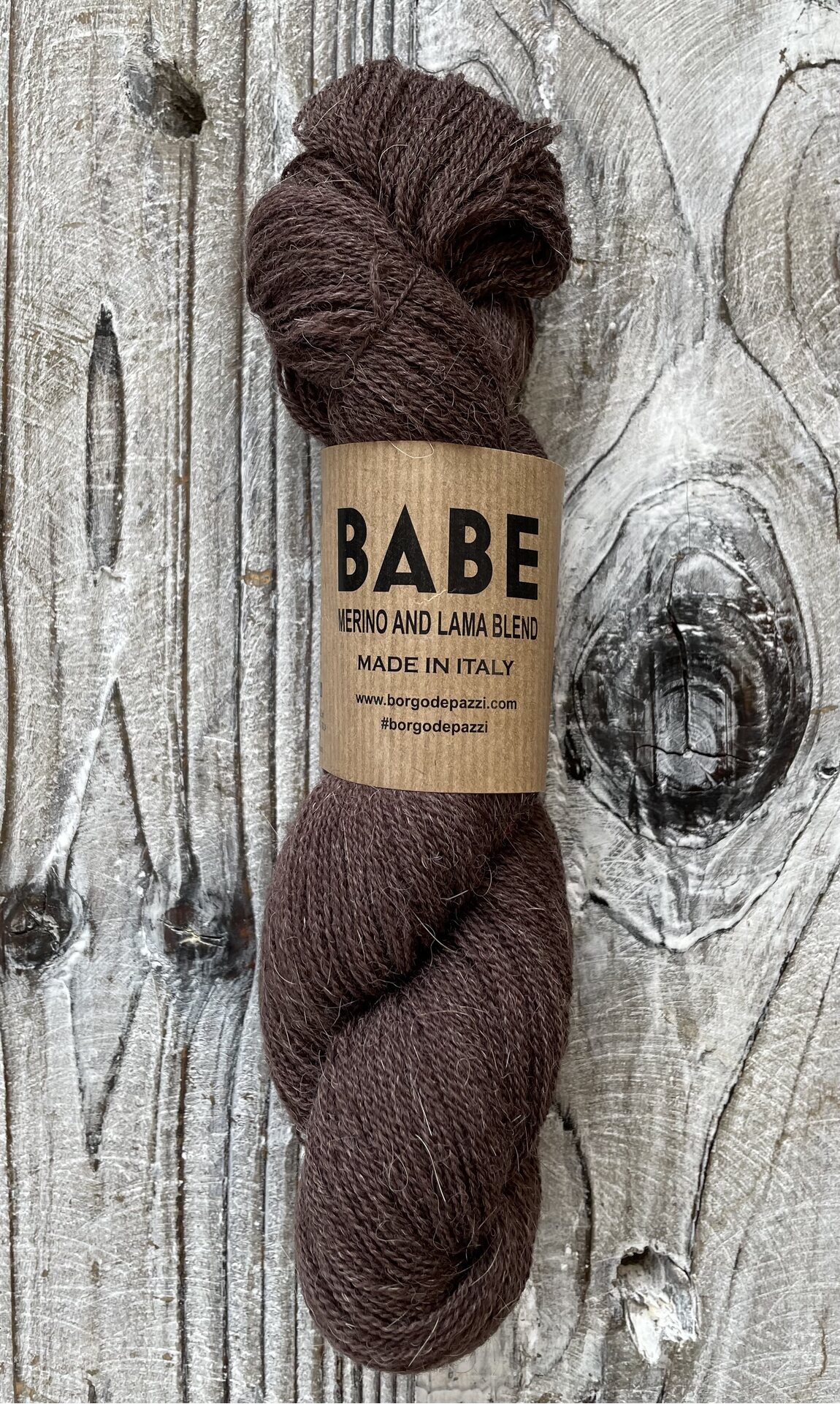 Borgo de'Pazzi Babe 32 tummaruskea