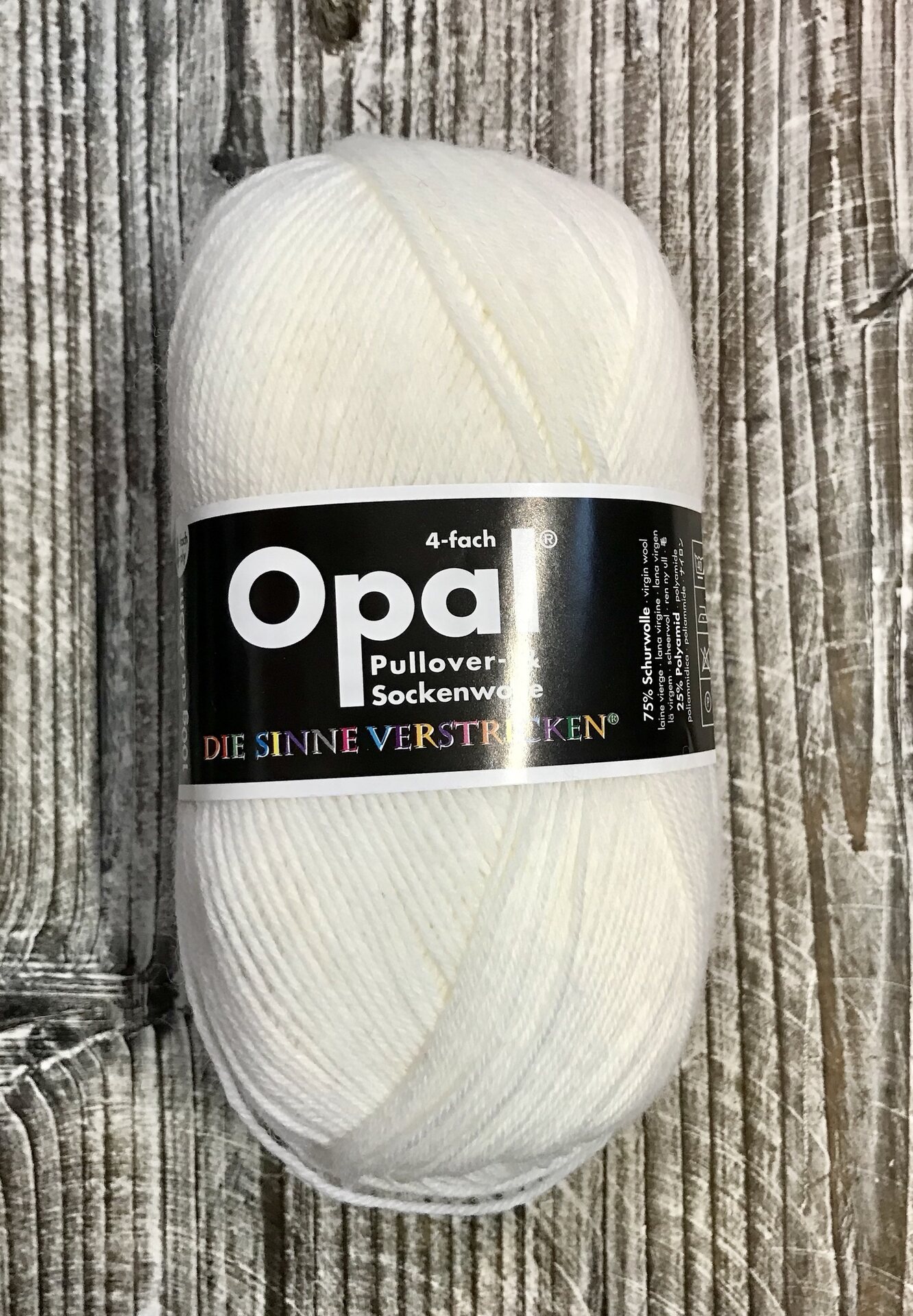 Opal 4-säikeinen sukkalanka 2620 puhtaan valkea