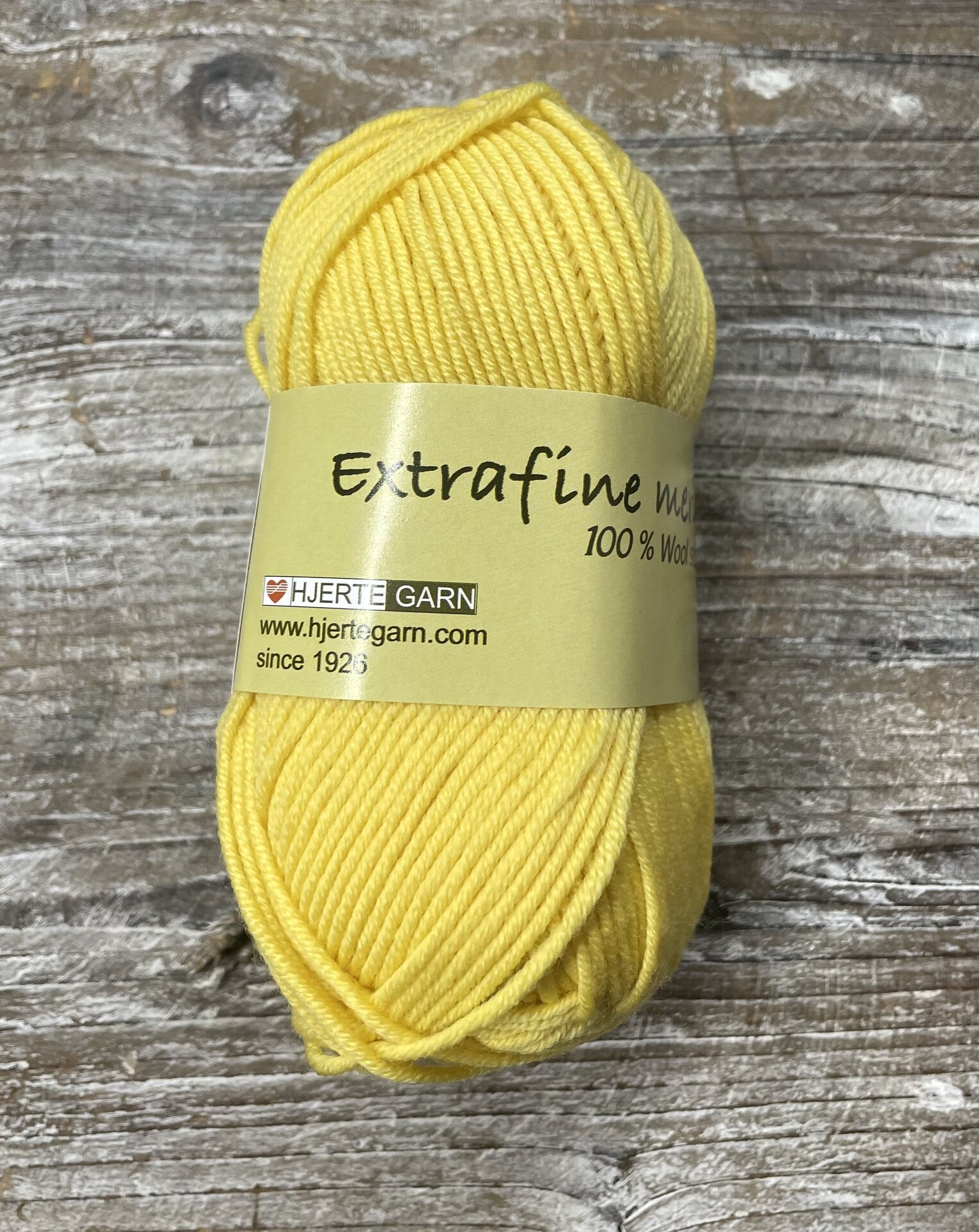 Hjertegarn Extrafine Merino 120 7441 keltainen
