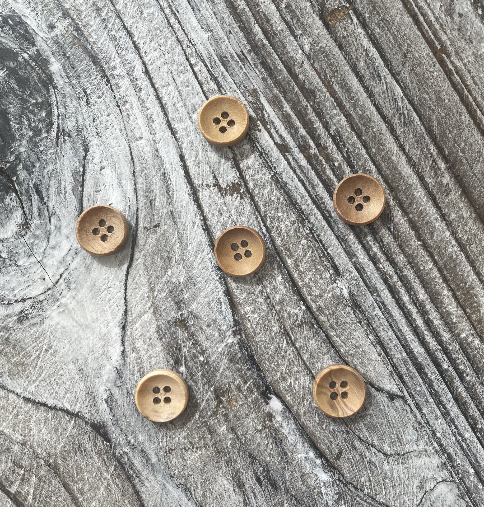 Vauvojen ja lasten napit Kupera puinen 12mm