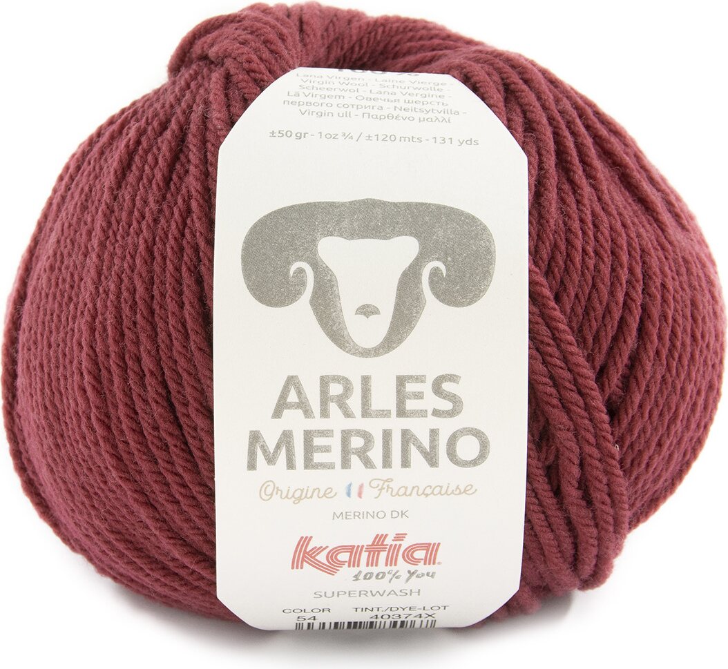 Katia Arles Merino 54 tummanpunainen