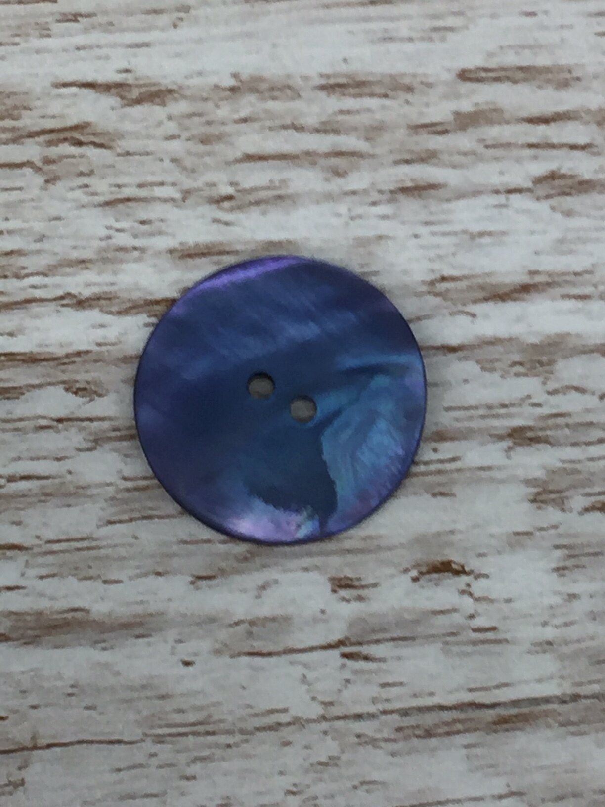 Helmiäisnappi Sininen 25mm