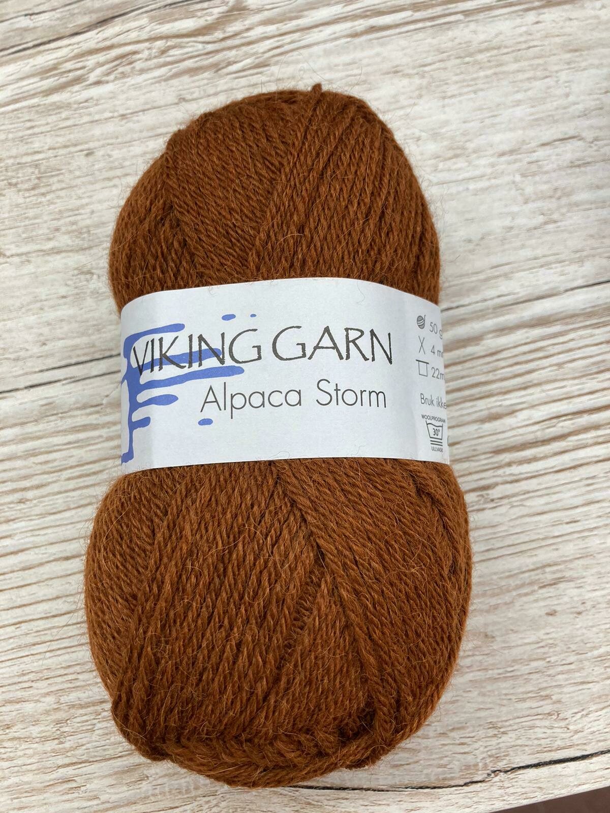 Alpaca Storm 552 kaunis ruskea