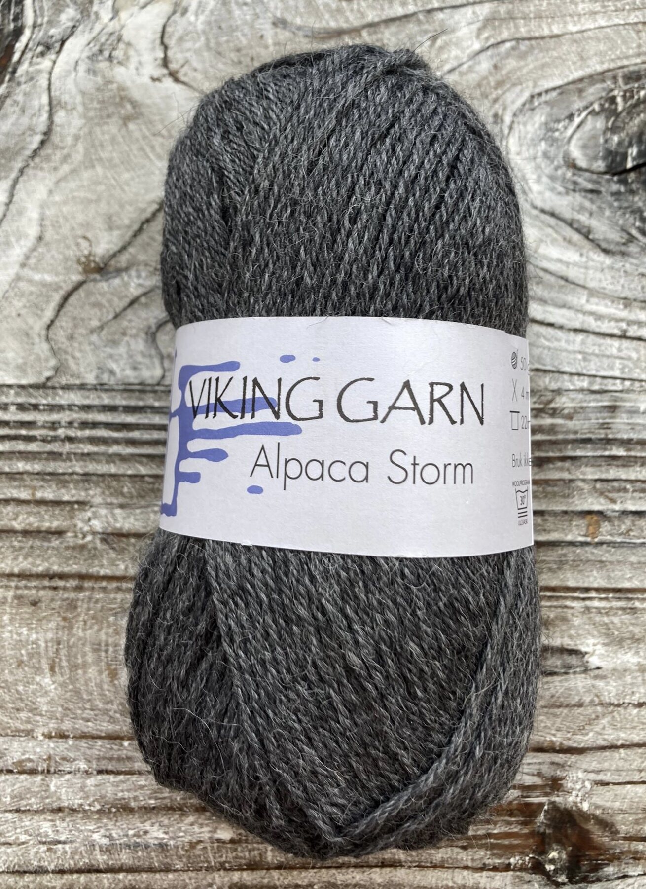 Alpaca Storm 515 tummanharmaa