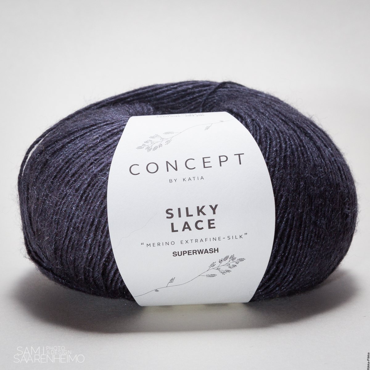 Katia Silky Lace 155 tumman harmaa