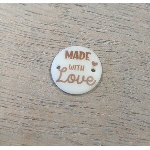 Made with love -nappi, kahdella reiällä